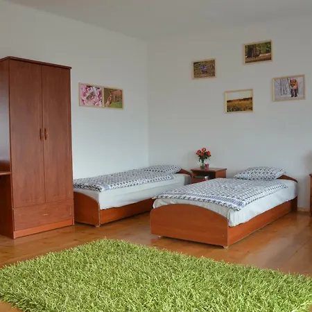 Gorska Lesniczowka * Zubrzyca Gorna